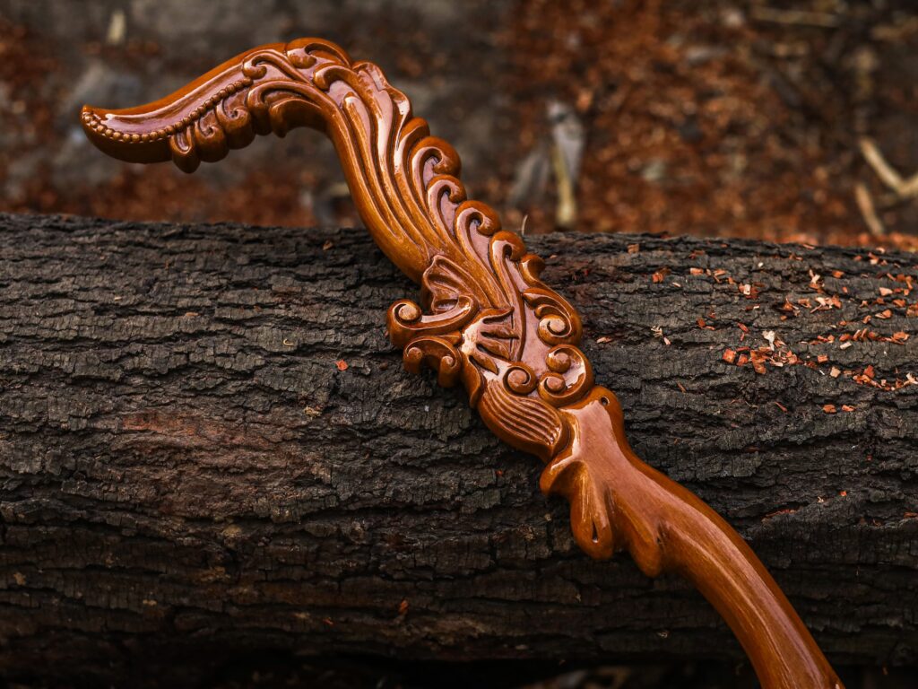 Royal Curved Wooden Walking Stick – Hand Carved Antique Style Cane for Collectors & Display