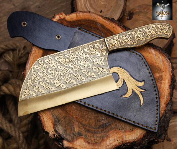 Floral Engraved Damascus Cleaver – Handmade Butcher Knife with Artistic Blade & Wooden Handle